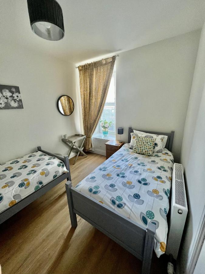 Appartamento The Blue Door Kirkcudbright Esterno foto